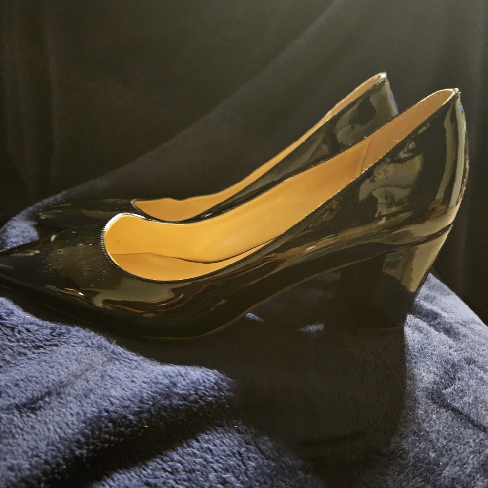 Black Pumps 11